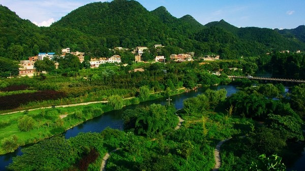 花溪区邀请专家把脉文化旅游创新区规划 --凤凰