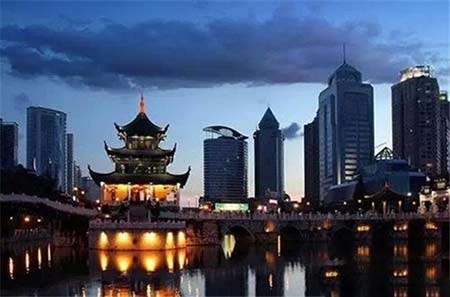 中国十大最穷省会城市排行榜 房价没有过万 --