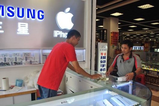 十年风雨兼程,以小博大智赢市场 --凤凰房产郑