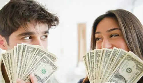 美国人不满了,移民享受福利竟比本土人还高这