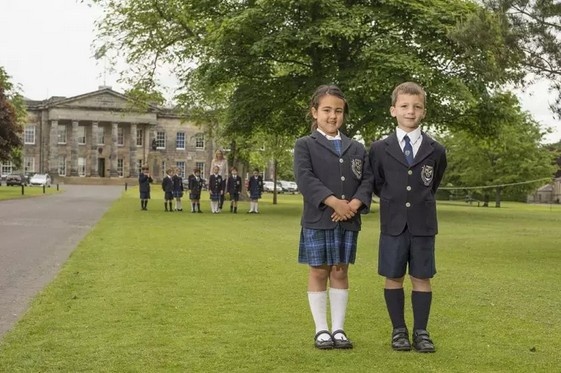 美国也有学区房烦恼 5000虎妈发起学区保卫