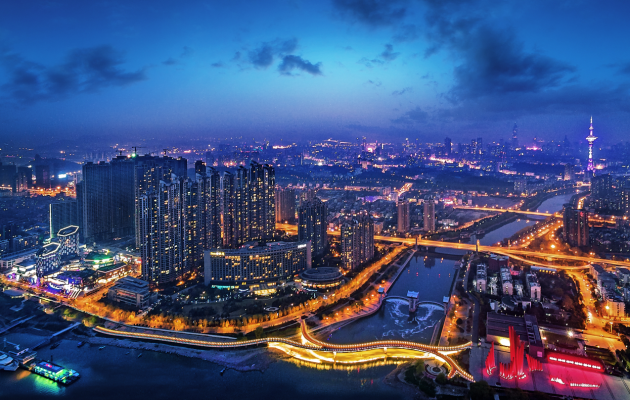 世茂外滩新城:热市之下 投资滨江稀贵不动产