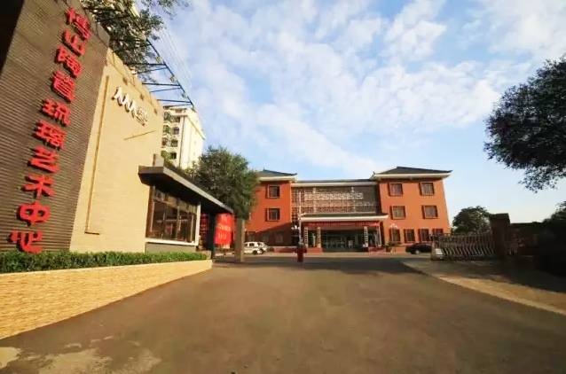 人立文创:打造中国琉璃艺术殿堂 --凤凰房产淄