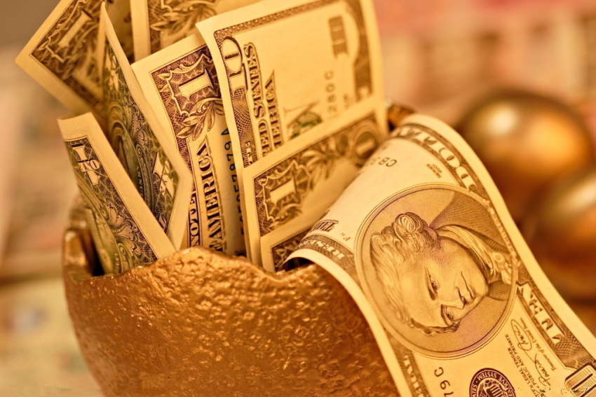 三季度经济增长并非由房地产相关行业带动 --凤