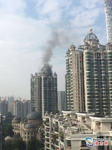 广州珠江帝景小区一140平方米住宅失火 --凤凰