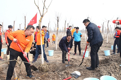 青山绿水 大美中国 鲁能集团活力骑行,绿色植
