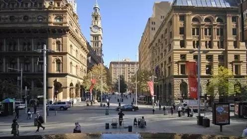 新闻 市场  马丁广场(martin place)是澳大利亚悉尼市中心的一条步行