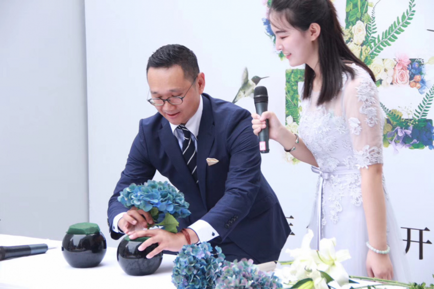仲夏珍馐高定芳华--恒大华府花样年华府开盛剑灵情趣婚纱礼服图片