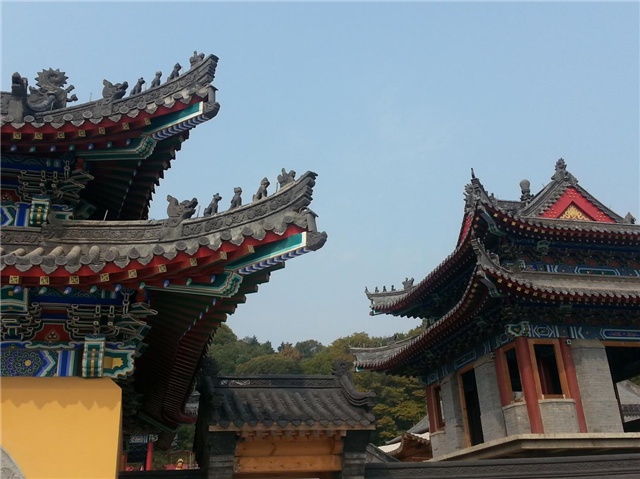 畅饮历史烟波 祖爷带你走进温泉寺之前世今生