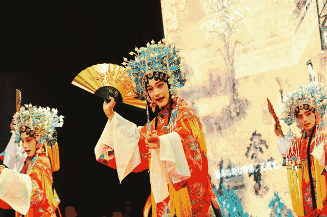 神奇的魔术 京剧名家演绎经典 博大精深的中华国粹 跨越传统与现代
