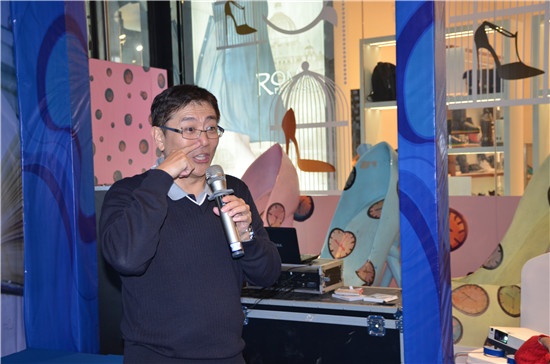 张大光老师绘声绘色的讲故事