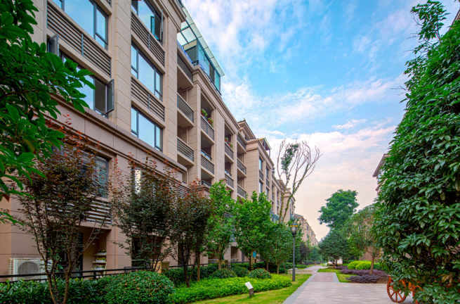 保利山庄·海棠将收官 观音桥公园洋房现房争藏倒计时