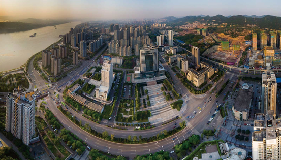 依自然之势汇资源之力南重庆的宜居之地京汉凤凰城