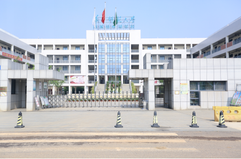 (华中师范大学附属梧桐湖学校)