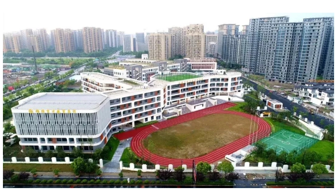 教育方面,城北已完工杭州育才登云小学,运河村小学,谢村小学,塘河幼儿