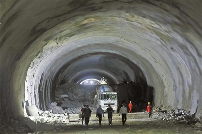 大横琴山隧道图片